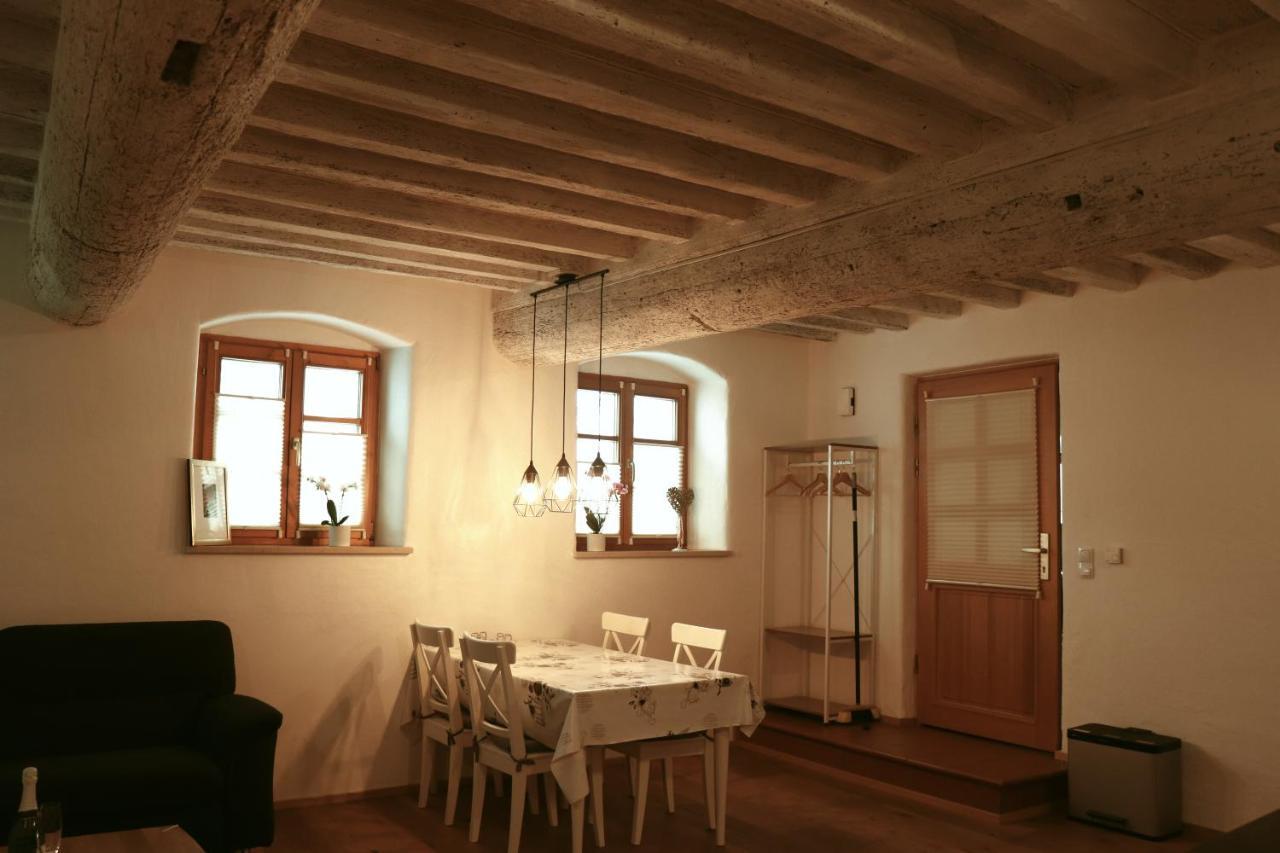 Stilvolle Wohnung Auf 50 M² Mit Parkplatz Und Wifi Kraiburg am Inn Exteriör bild